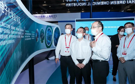 中國國際工業(yè)博覽會展臺設計